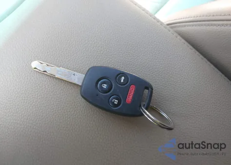 2011 Honda Accord 3.5 Ex-L z USA, uszkodzony, nr VIN 1HGCP3F83BA009765